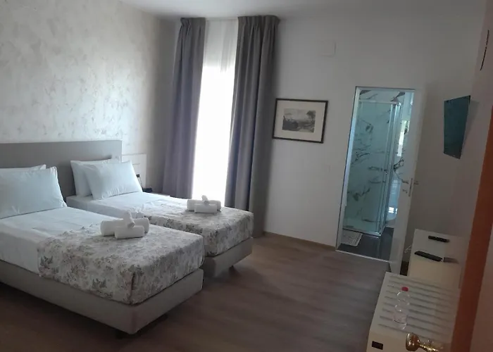 Lanterna Padova فندق 3*