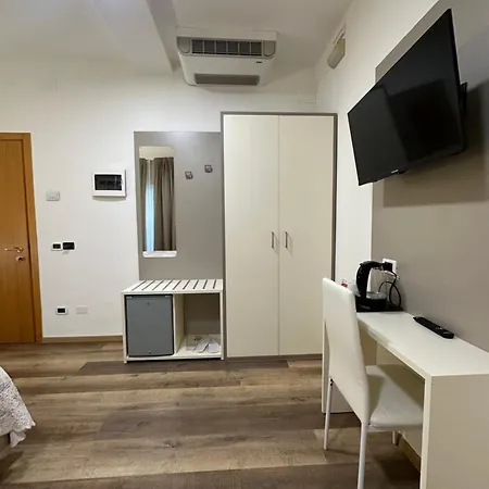 Lanterna Padova Hotel 3*