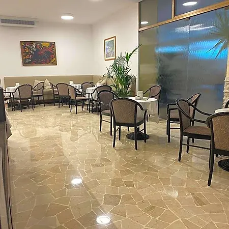 Hotel Lanterna Padova 3*